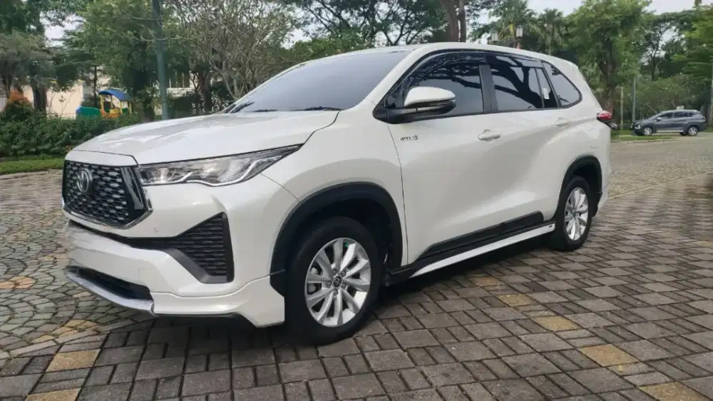 Toyota Innova Zenix V hybrid 2023