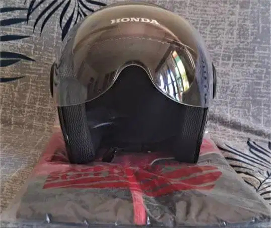 Helm & Jaket Honda (Baru)