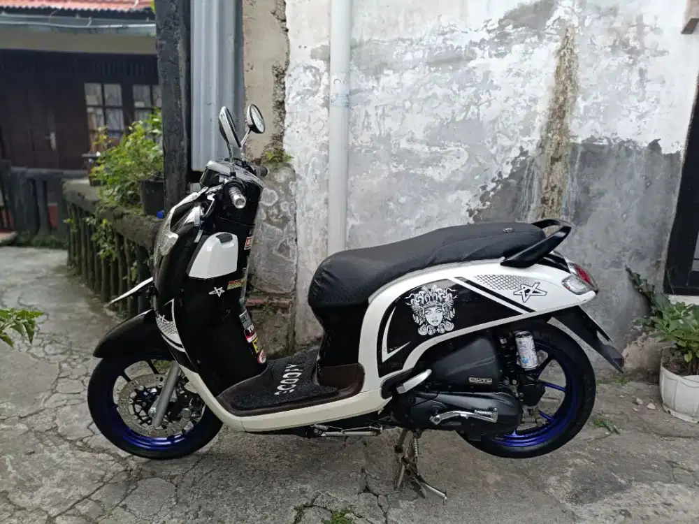 Honda Scoopy 2018