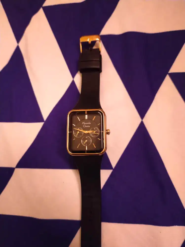Jam Alexandre Christie Wanita