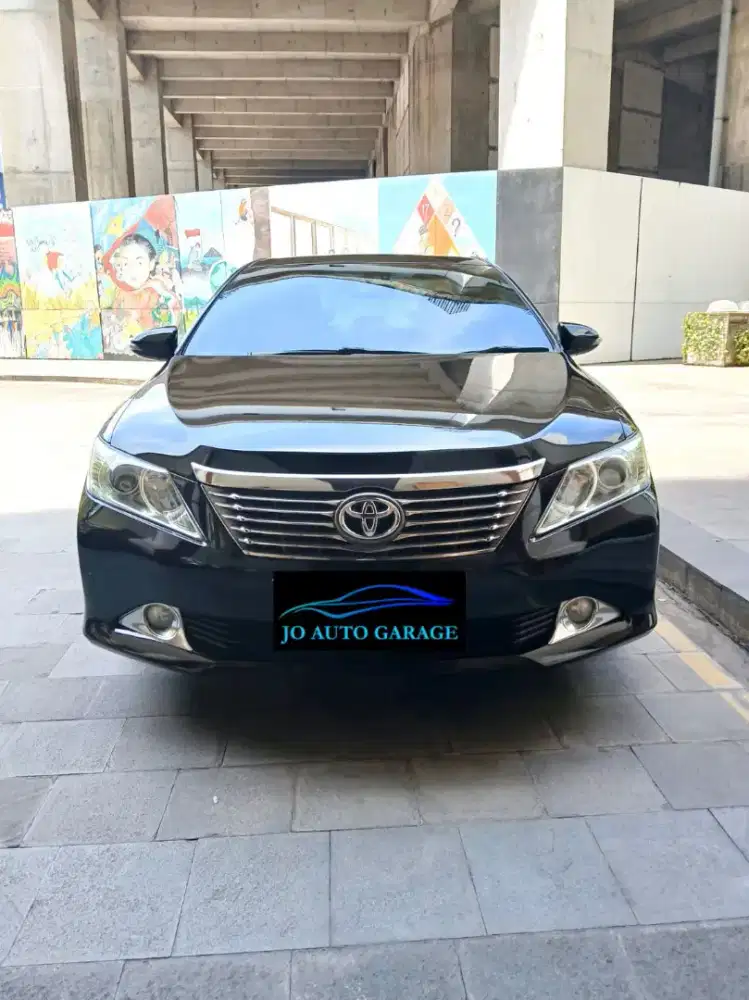 (TDP Rp. 10 Juta) Toyota Camry 2.5 V AT Th 2014