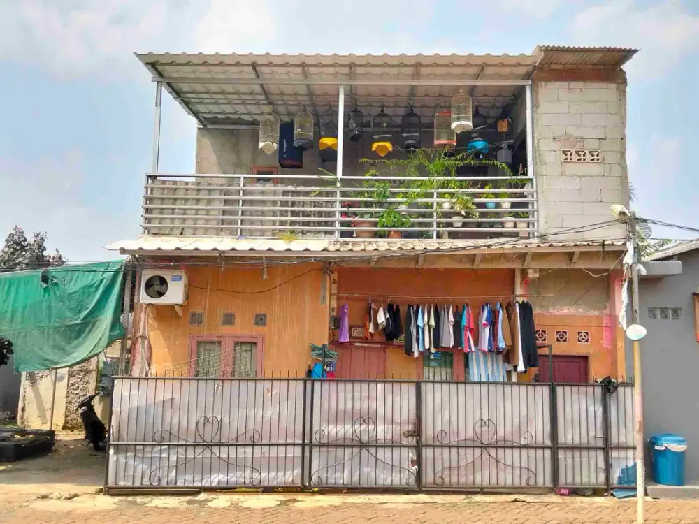 Di jual kondisi butuh rumah 2 lantai kokoh di Ciledug Tangerang kota