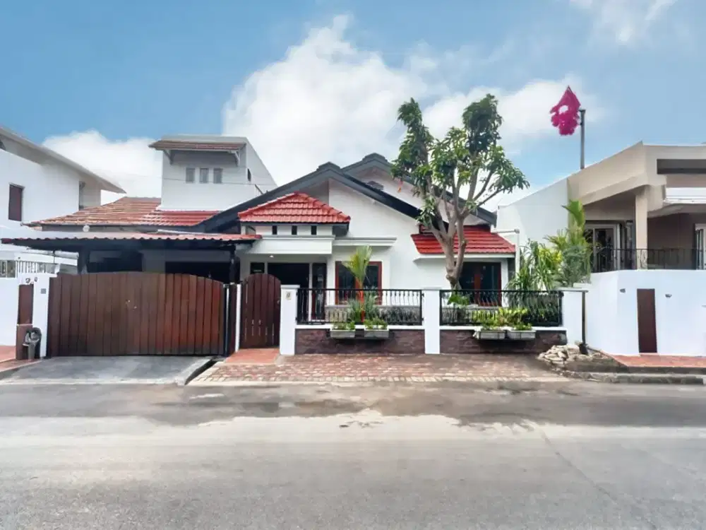 Dijual Rumah Mewah Siap Huni di Perumahan Pondok Nirwana MERR – Kedung Baruk, Rungkut, Surabaya.