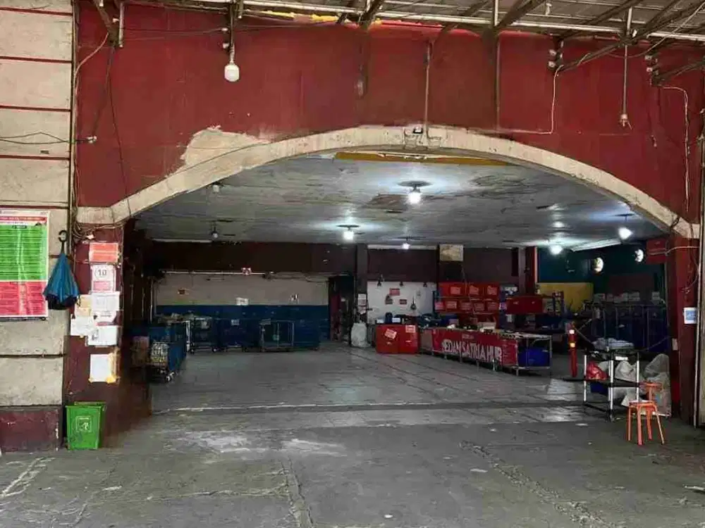 Gudang di Sentra Niaga Bulevar Hijau Harapan Indah