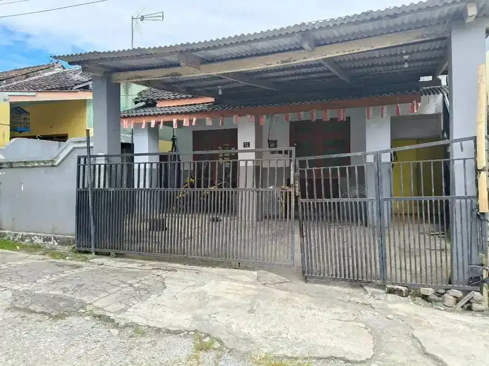 Rumah Luas 300 m Tengah Kota Murah