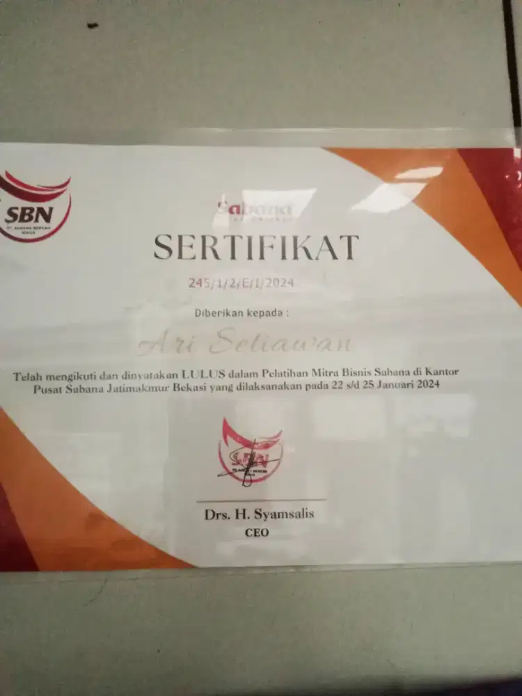 Mencari kerjaan yg bisa tinggal di mess
