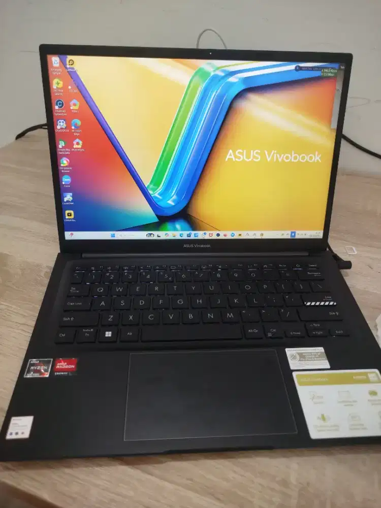 Jual Santai Laptop Asus vivobook M1405YA kondisi baru pemakaian 2 bln