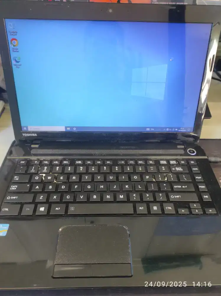 Laptop TOSHIBA Satellite C40-A RAM 8GB HDD 500GB Windows 10 Pro