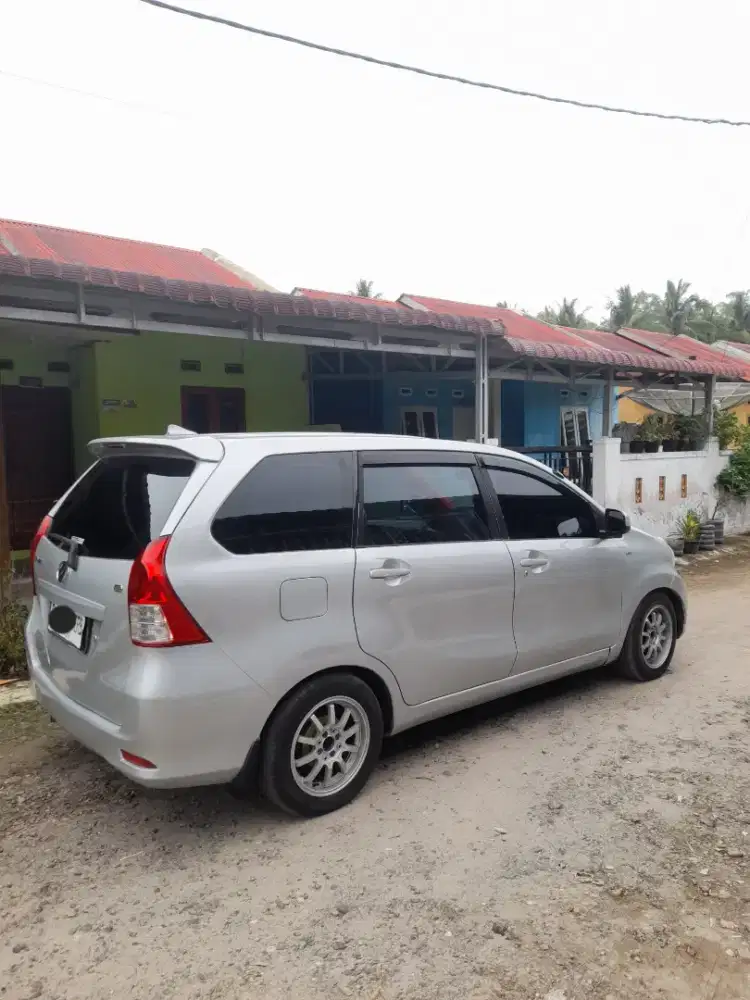 Avanza new E 2013 manual ganteng