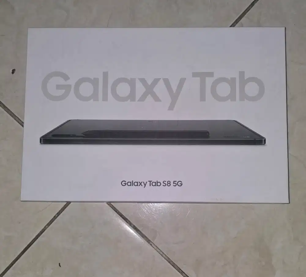 Kotak box samsung tab S8 5G dan pena