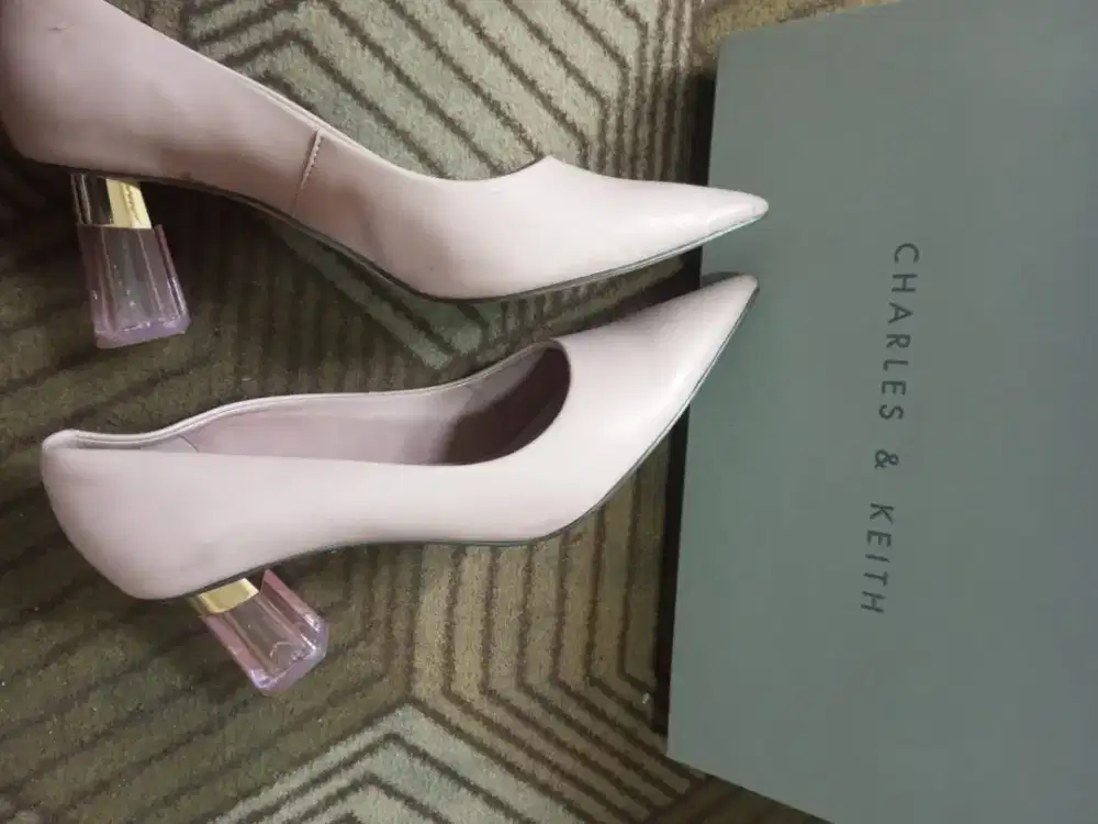 Charles & Keith heels blush dijual BU