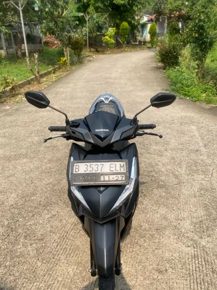 Nia:DP 500K VARIO OLD 150 PLAT B DEPOK PAJAK HIDUP