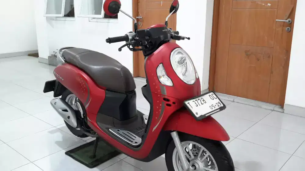 Scoopy remote 2024 bln 5 total km 9.000 BEKAS BERKELAS