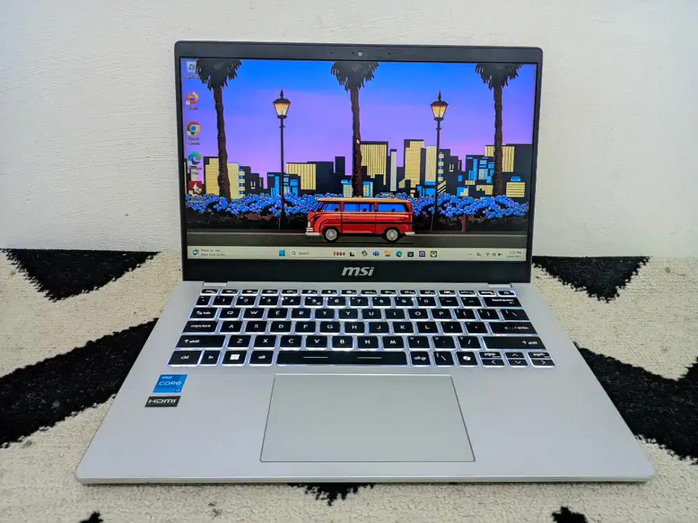 Micro-Star International 12th Intel(R) Core(TM)i3 Ram 8GB SSD 256GB