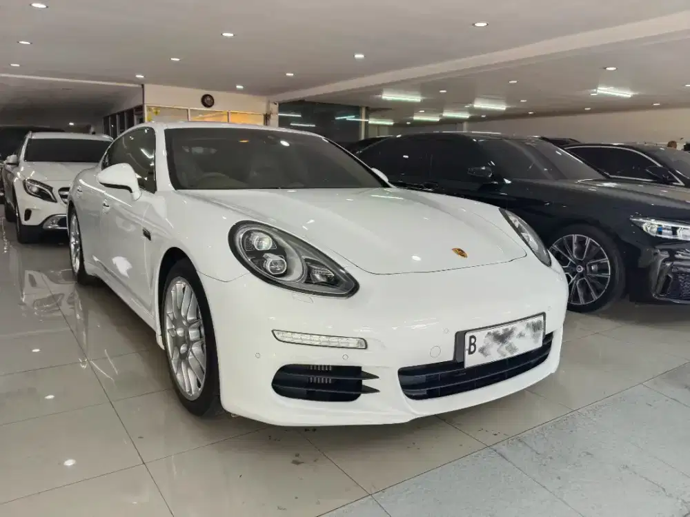 Only 14 rb Miles | Porsche Panamera S 2014 ( Panamera )