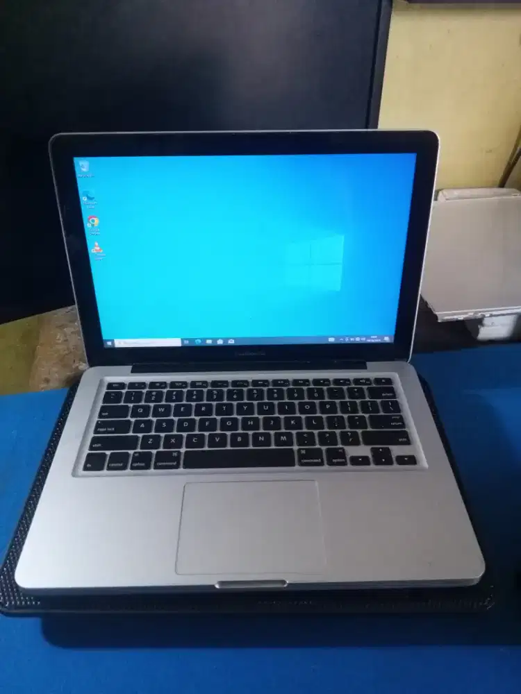 MacBook Pro 8,1_core i5 2415M_Ram 8gb_hdd 320gb_SSD 256gb
