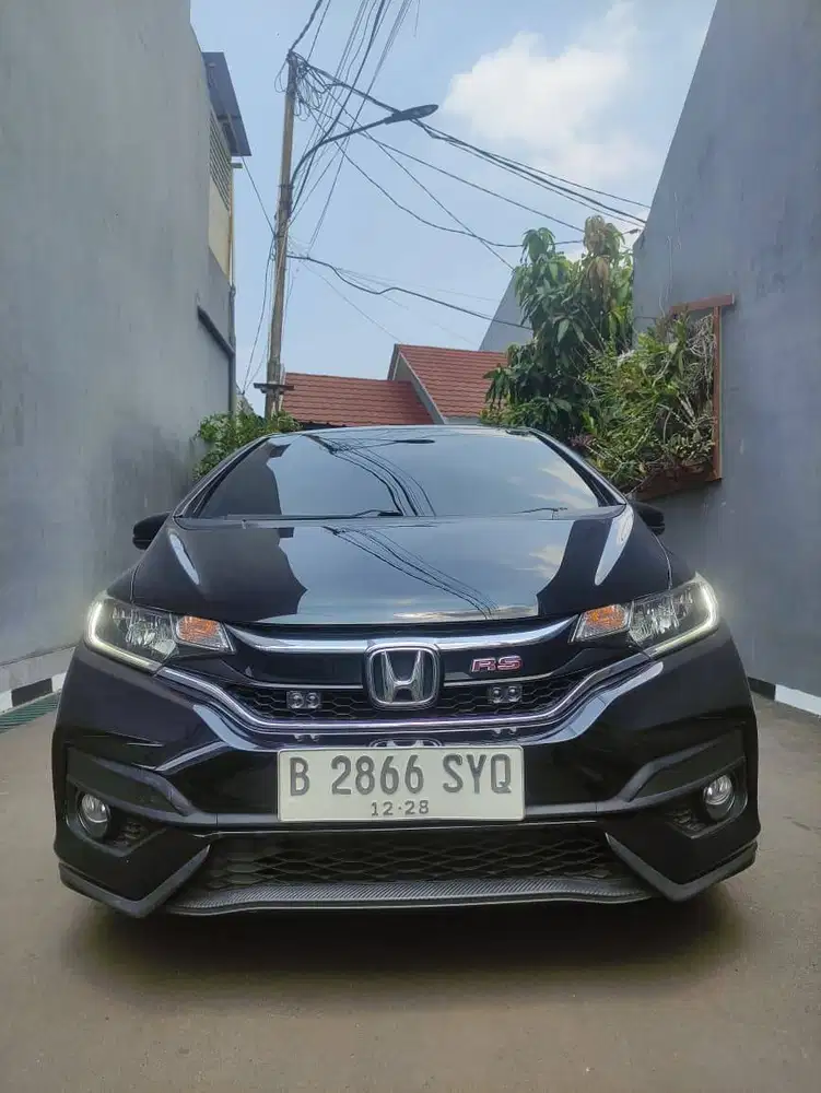 Dijual Honda Jazz RS CVT Hitam Thn 2018