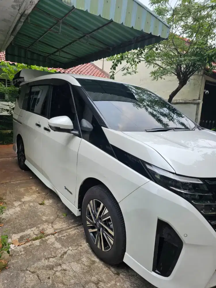Nissan Serena ePower 2024 Putih Jual Murah
