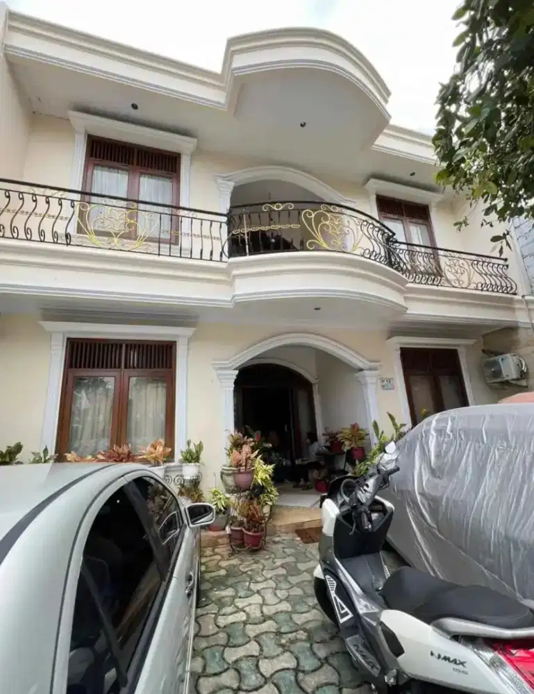 Dijual Rumah Cocok untuk Investasi Rumah Kos-kosan