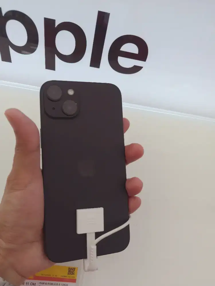 Kredit hp iPhone 15plus ram 128GB
