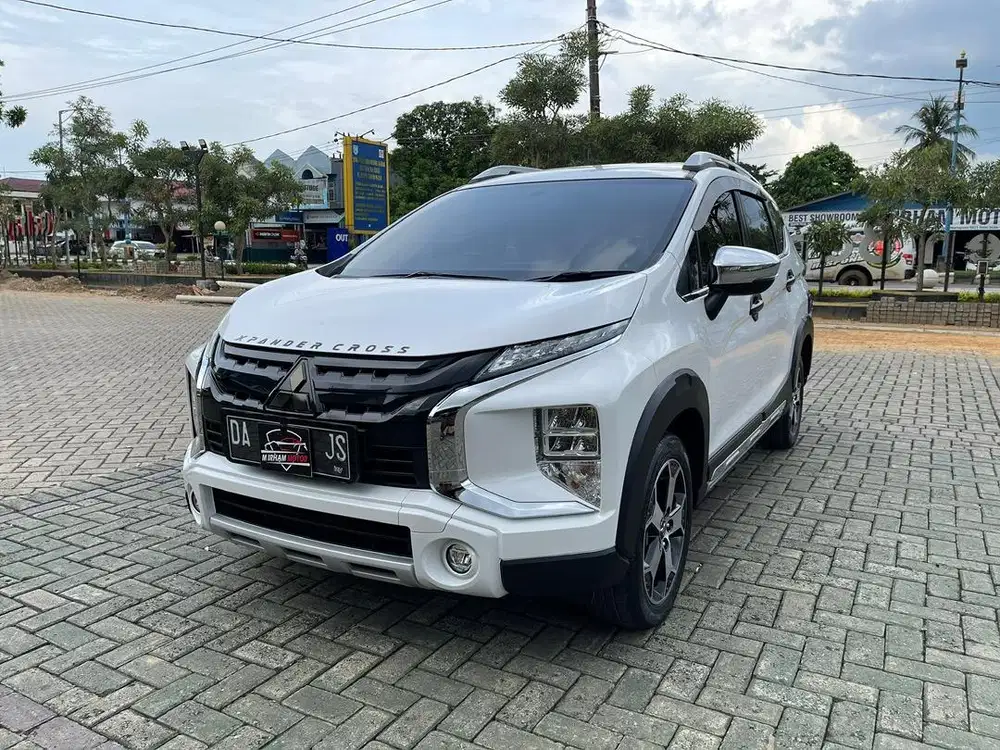 Mitsubishi Xpander 1.5 Cross Premium Package Facelift Matic 2022