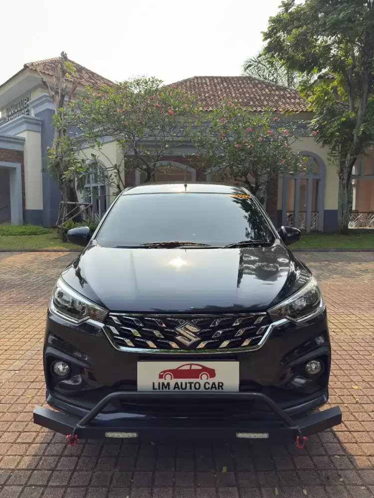 Suzuki all New Ertiga GL AT 2023 Hitam pemakaian 2024