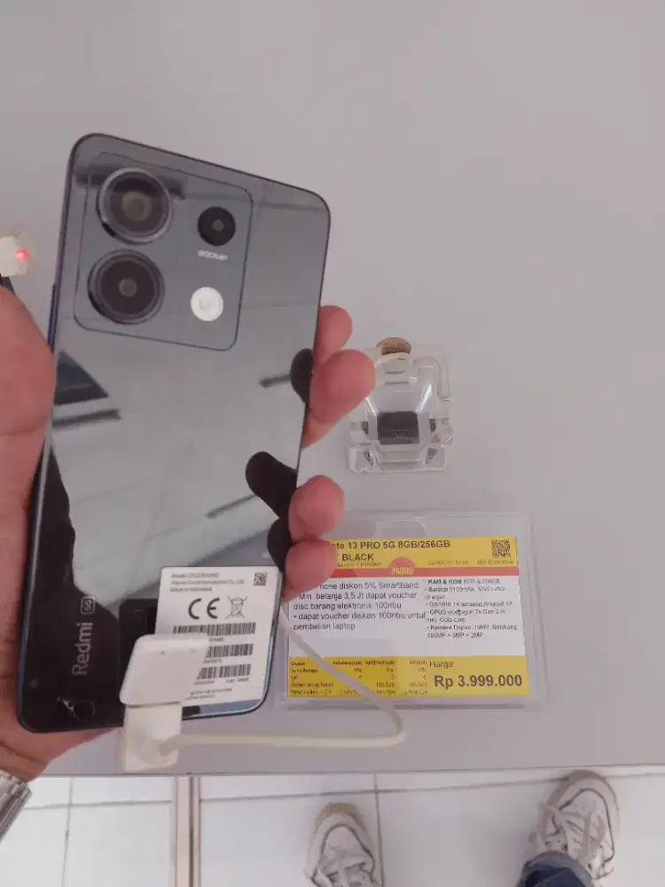Kredit hp Redmi Note 13 Pro ram 8/256