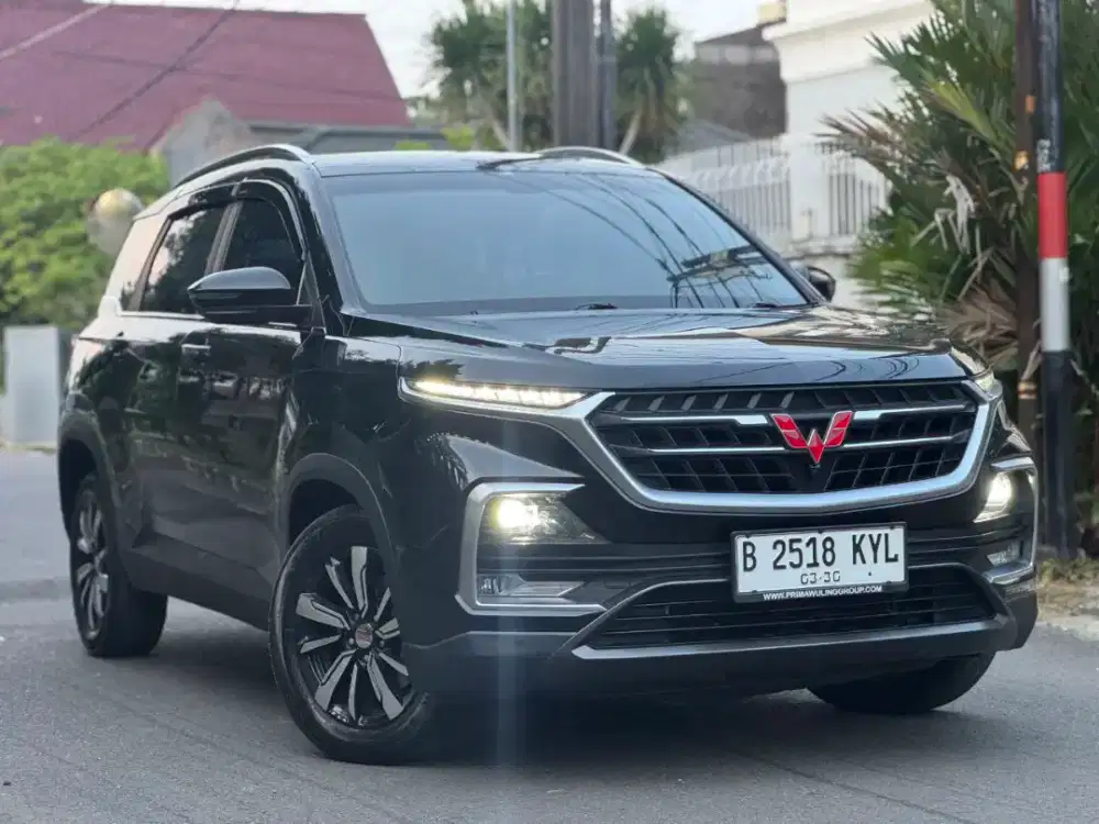 Wuling Almaz 1.5 T Lux CVT 2019 Hitam 5 seater 2020 HRV
