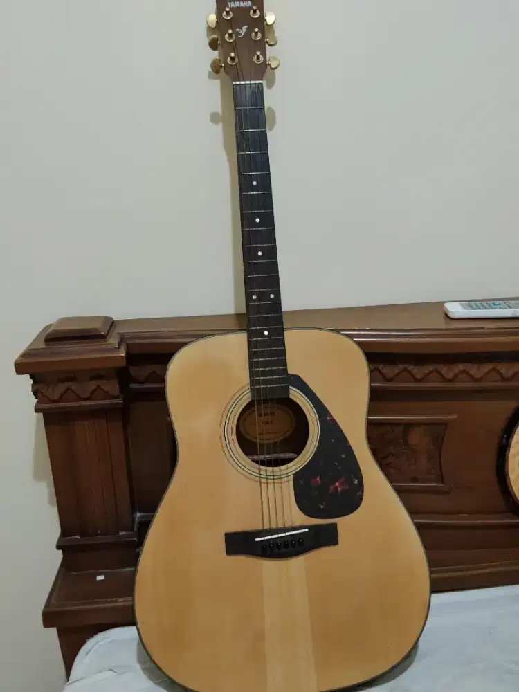 Gitar Yamaha F355 string
