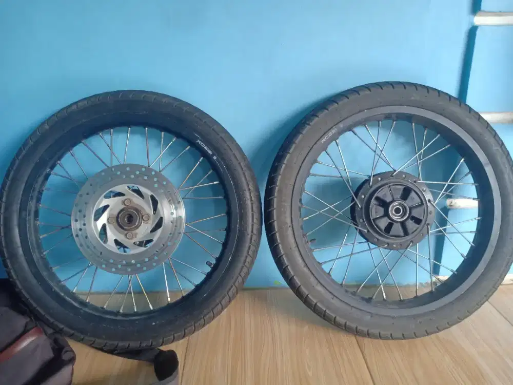 Velg Rossi ring 17 + ban aspira depan belakang