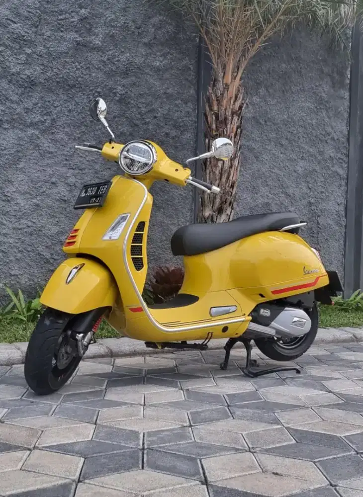 Odo 3rb KM‼️Vespa GTS SS 4V 2022 Yellow Sole..Nopol N.