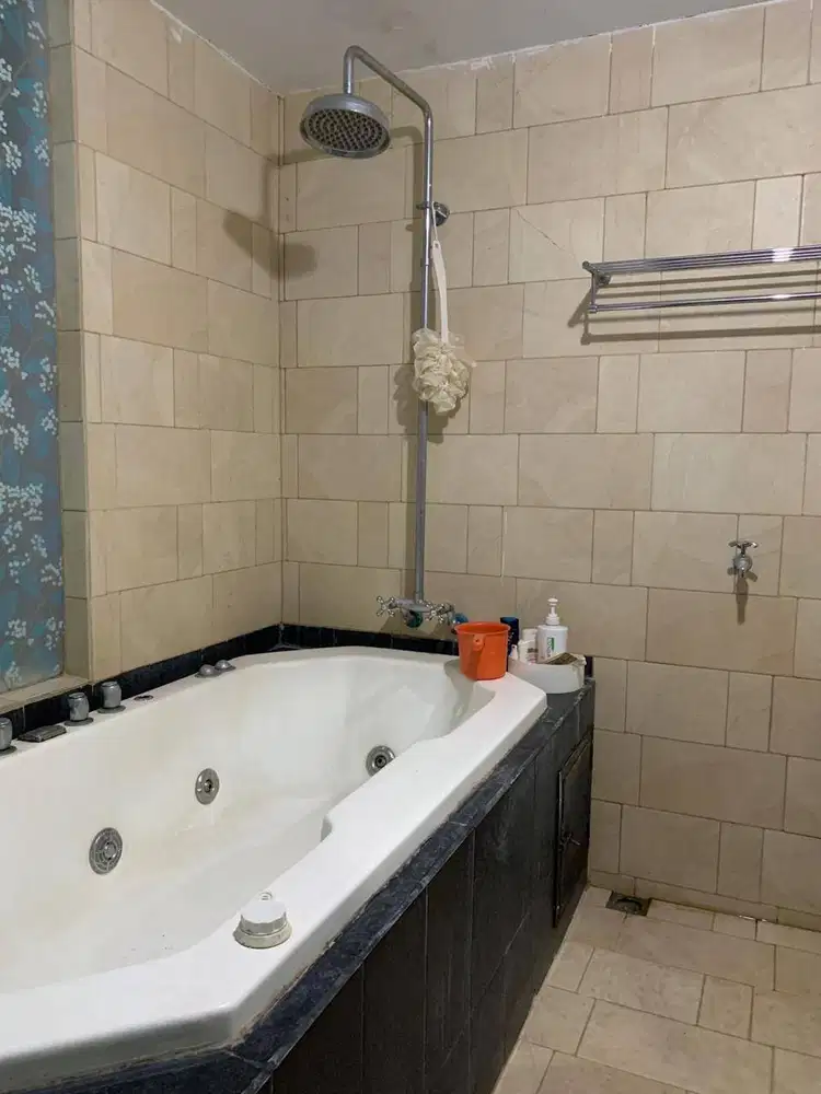 Rumah 2 Lantai Minimalis di Sektor 5 Bintaro Jaya 16708-SC