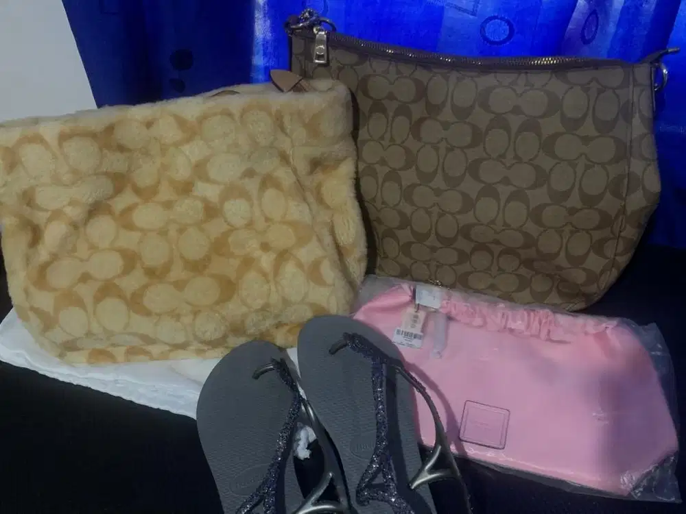2 tas coach, 1 pouch victoria secret, 1 sandal havainas