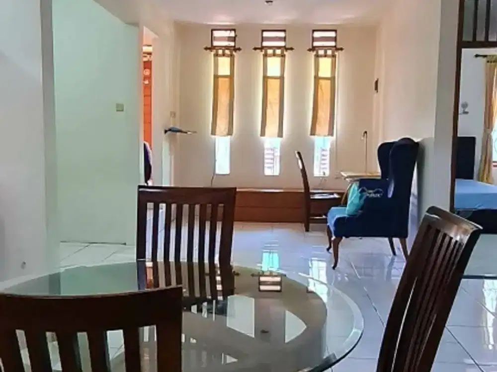 dijual rumah Turangga buah batu
