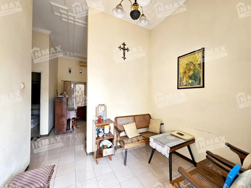 RUMAH ISTANA DIENG MALANG LUAS 120 m2,SHM,DEKAT CLUB HOUSE,JALAN LEBAR