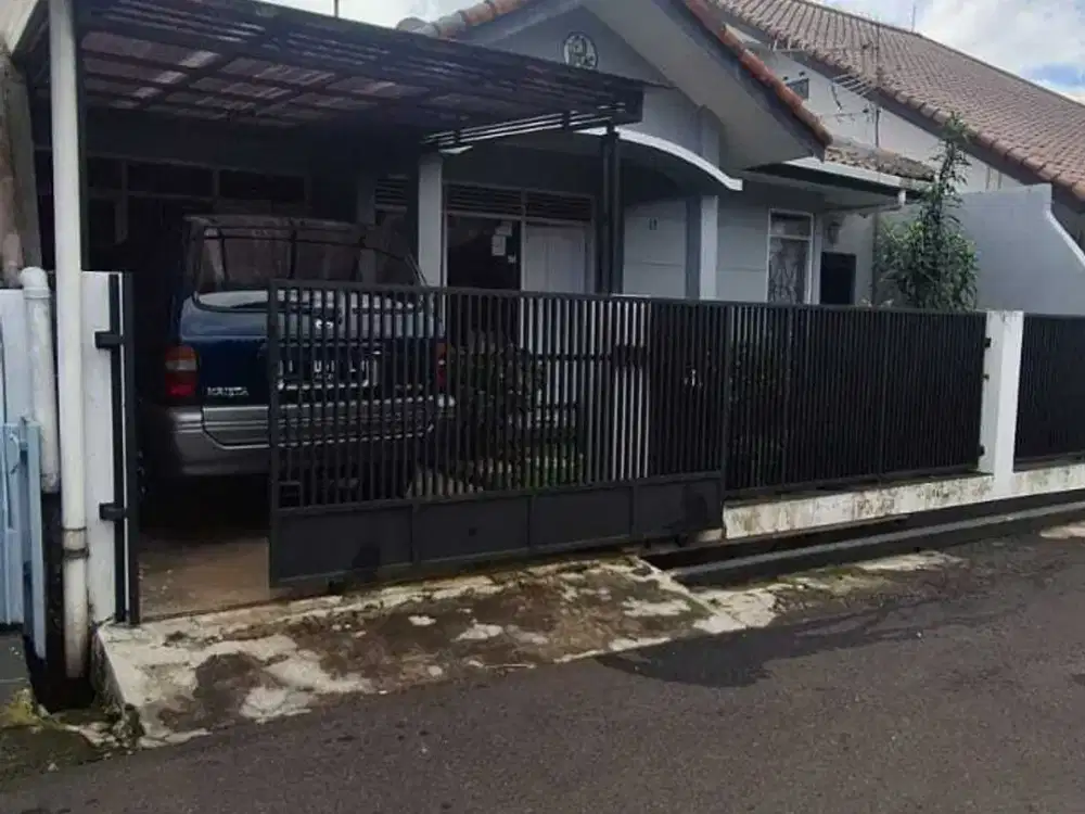 Dijual Rumah Tinggal siap huni  sangat terawat di arcamanik