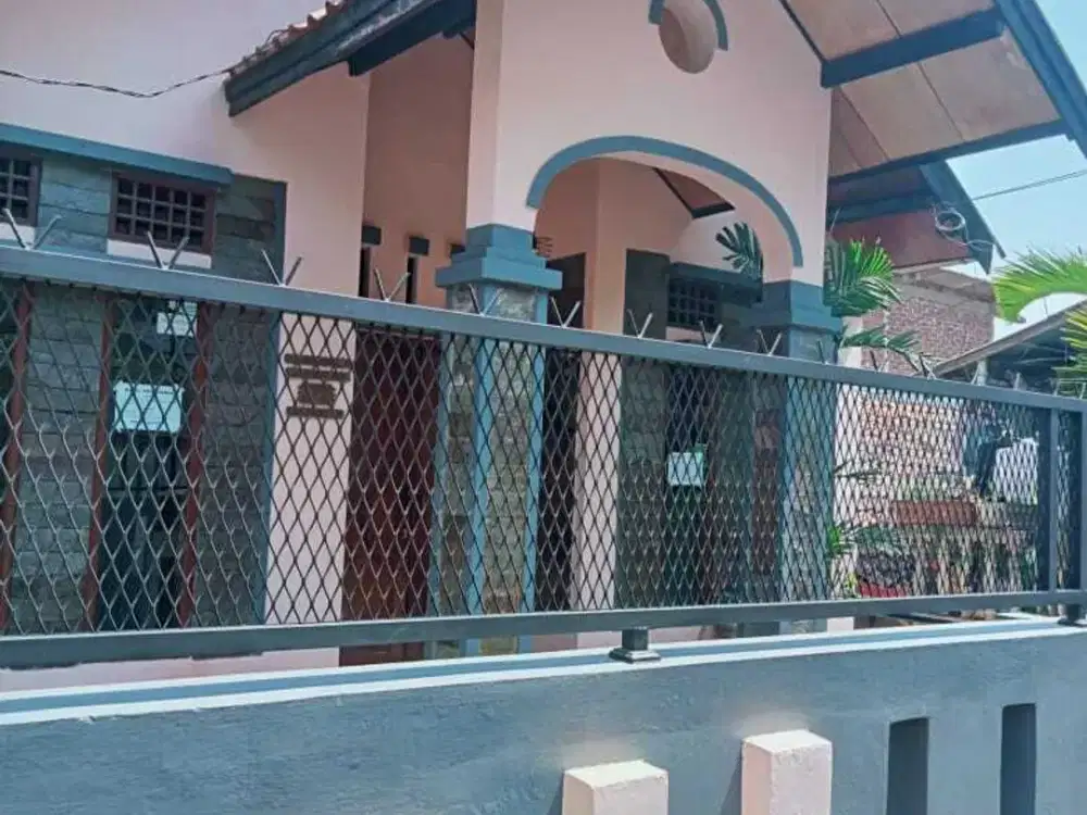 Rumah sewa/tinggal siap huni akses motor dekat  Unpar di Ciumbuleuit