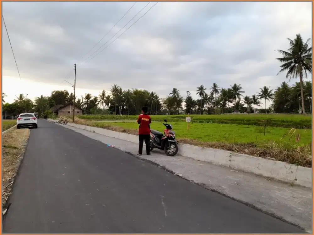 Tanah Villa di Borobudur, View Sawah dan Merapi Magelang