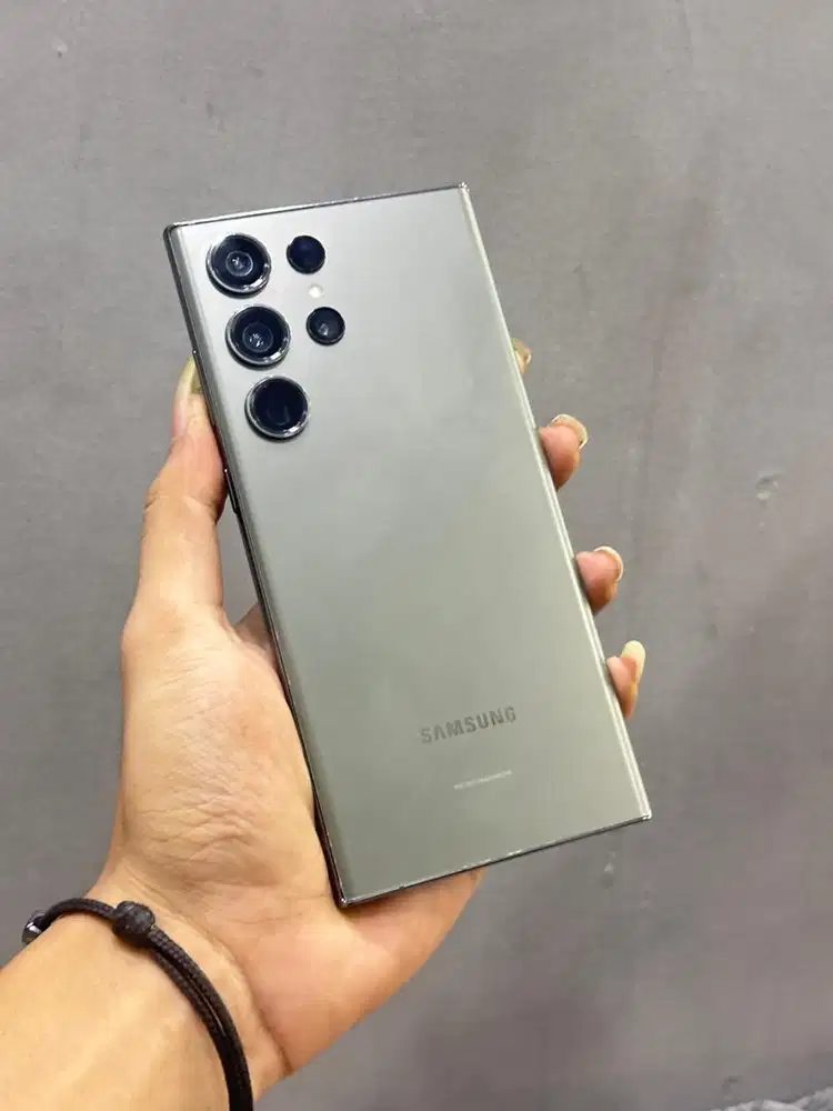 Samsung S23 Ultra 12/1TB sein