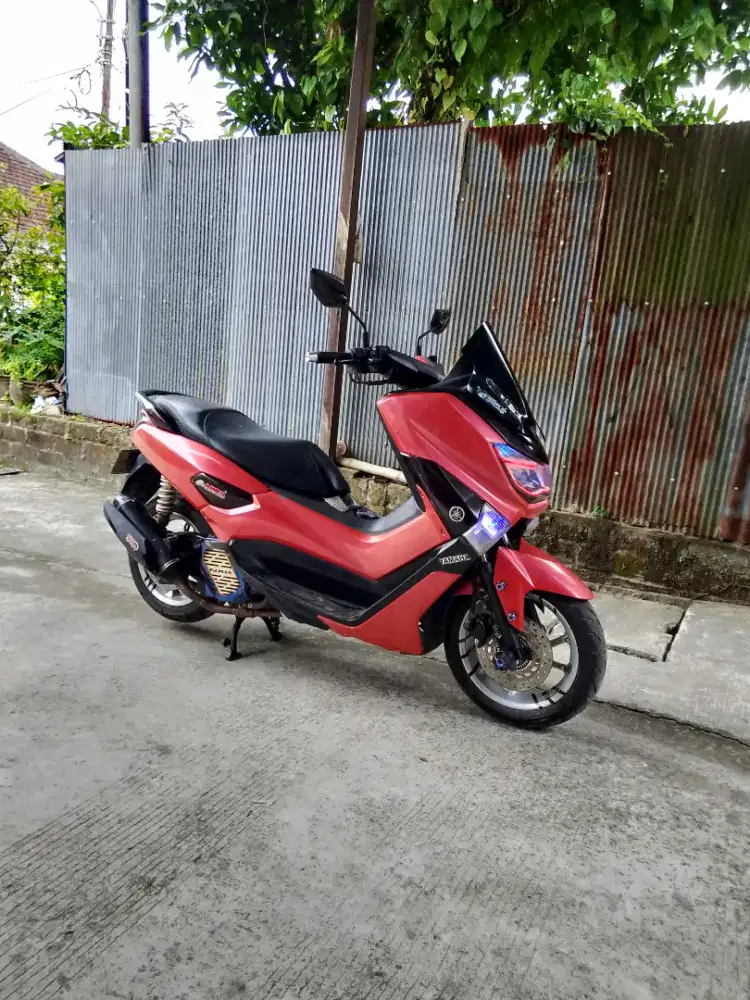 Yamaha nmax old