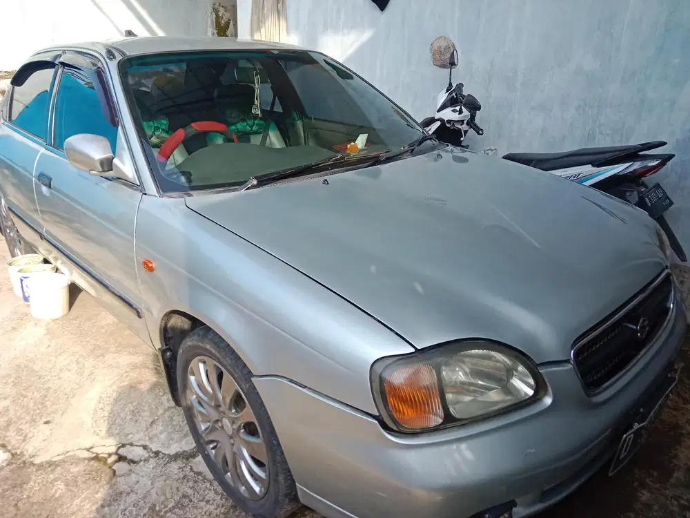 Suzuki Baleno 2000 Bensin
