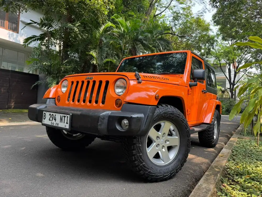 JEEP RUBICON 4 x 4 Tahun 2013