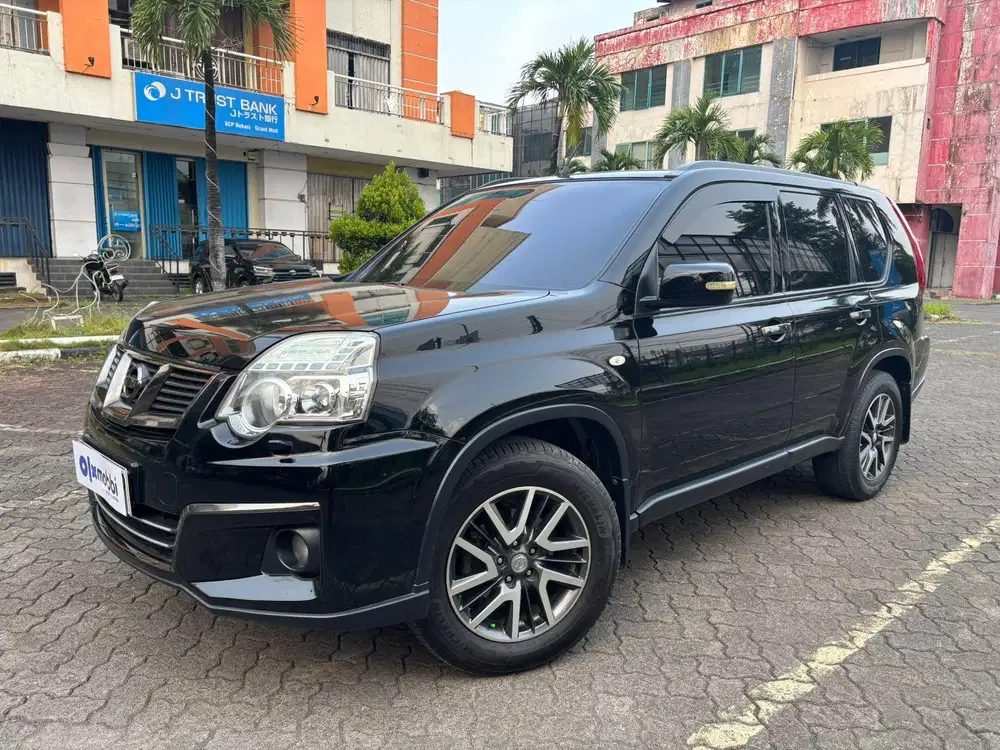Pajak Panjang - Nissan XTrail 2.5 ST Bensin-AT 2012