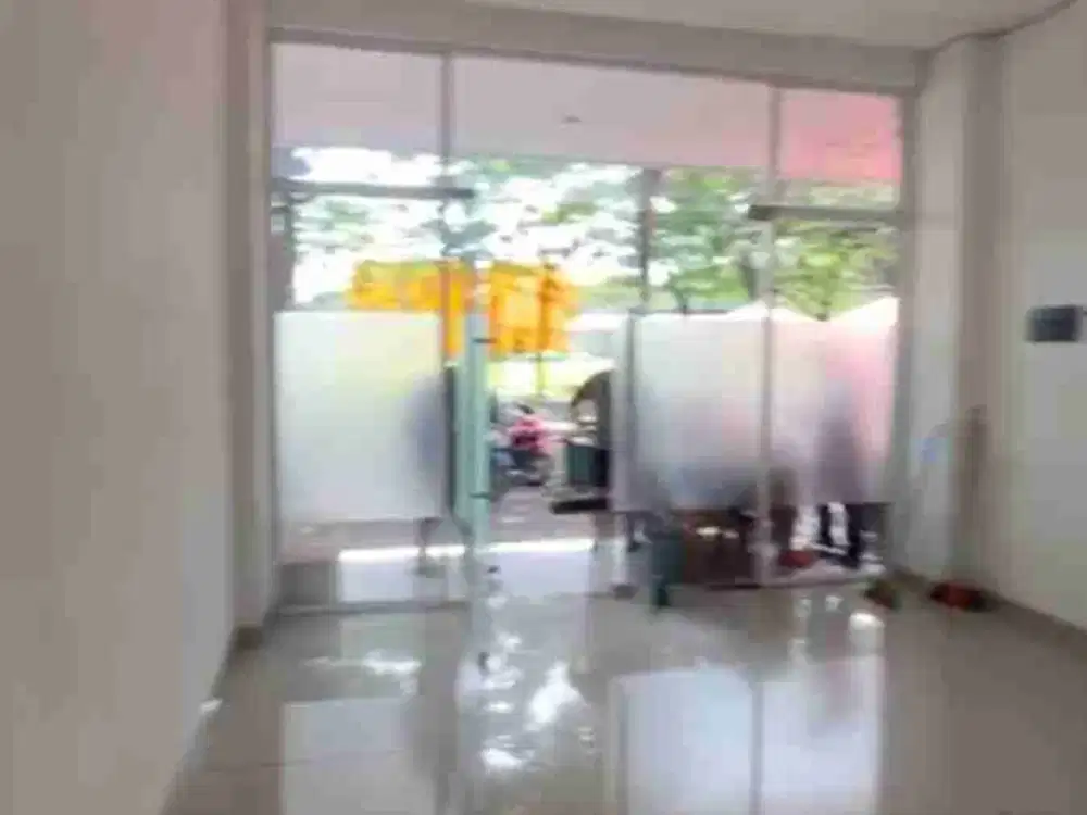 Disewa cepat Ruko 3 lantai  di Citra Garden 8, Kalideres, Jakarta Barat.