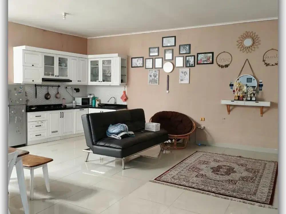 Dijual Rumah Siap Huni di Taman Kopo Ketapang