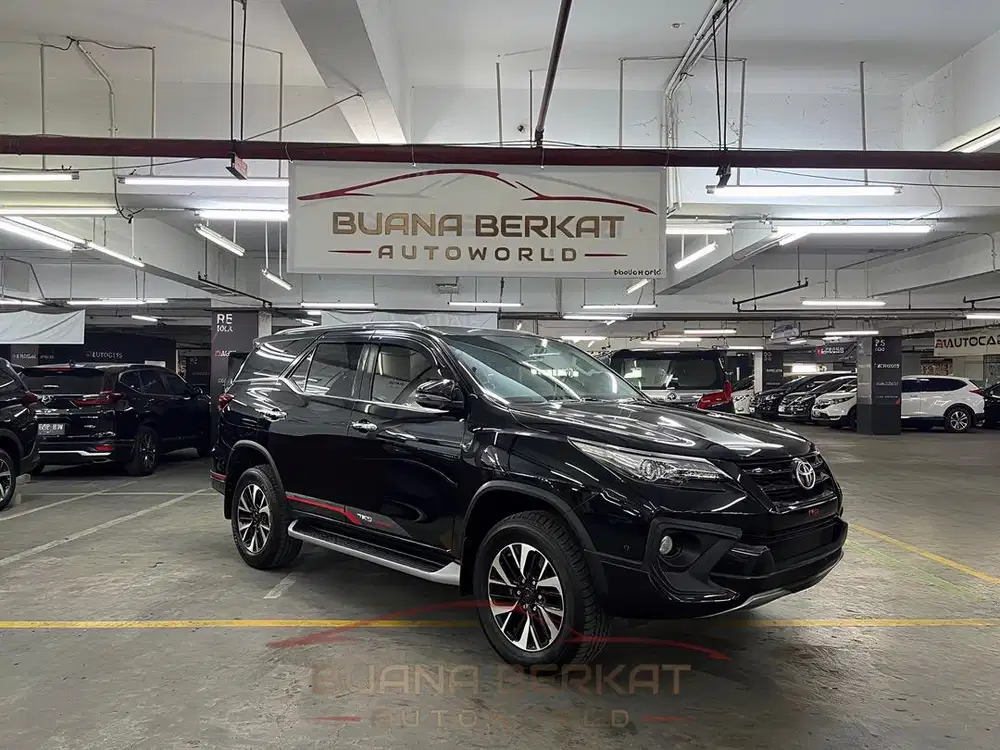 (Km 123rb) Toyota Fortuner VRZ TRD Sportivo Diesel 2018