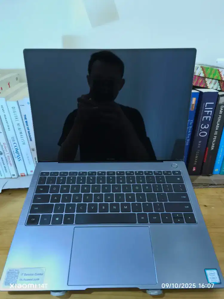 Laptop Bekas Huawei Matebook X Pro 2018 i7 Gen 8 RAM 16GB SSD 256GB