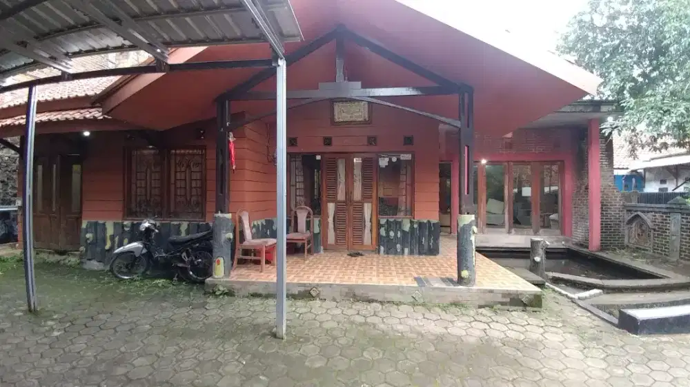 JUAL MURAH Rumah Nuansa Kampung!