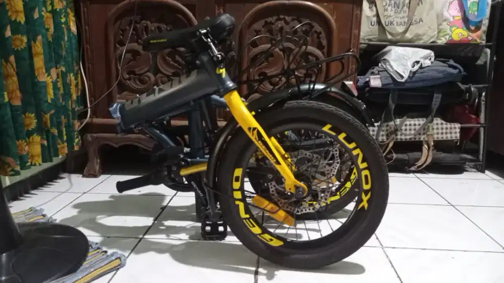 Sepeda Lipat Genio Lunox 1.0 Abu Abu 16 Inch