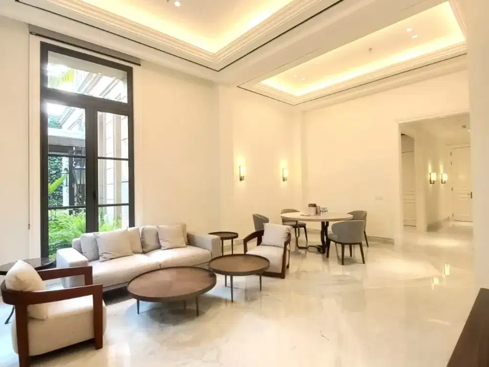 For Rent Luxury Classic French Suite Apartment Comte Manoir Kebayoran Baru - 3 BR